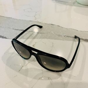 Black Ray-Ban Cats Sunglasses